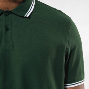 Polo homme manches courtes à liserés contrastés
