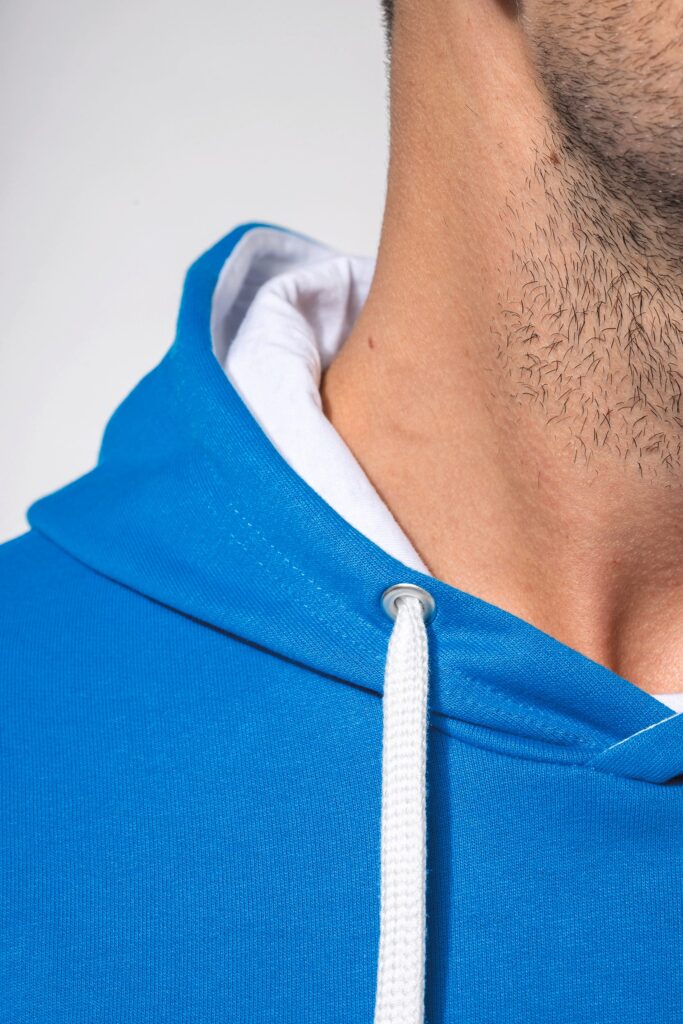 Sweat-shirt capuche contrastée homme