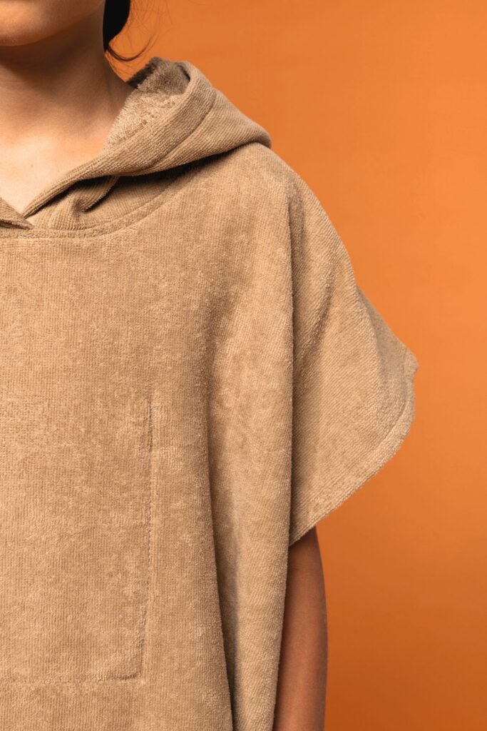 Poncho éponge à capuche enfant